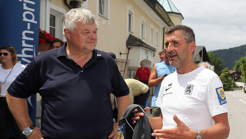 Horst Dilly, Besitzer des Hotel Dilly, nahm Michael Köllner nach der Ankunft in Windischgarsten persönlich in Empfang. Horst Dilly, Besitzer des Hotel Dilly, nahm Michael Köllner nach der Ankunft in Windischgarsten persönlich in Empfang.
