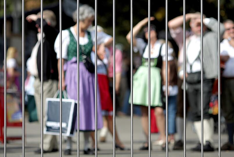 Gerade Frauen werden auf dem Oktoberfest immer wieder Opfer von Übergriffen.