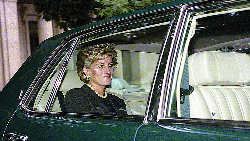 Prinzessin Dianas Leben wird am Broadway erzählt. Prinzessin Dianas Leben wird am Broadway erzählt.