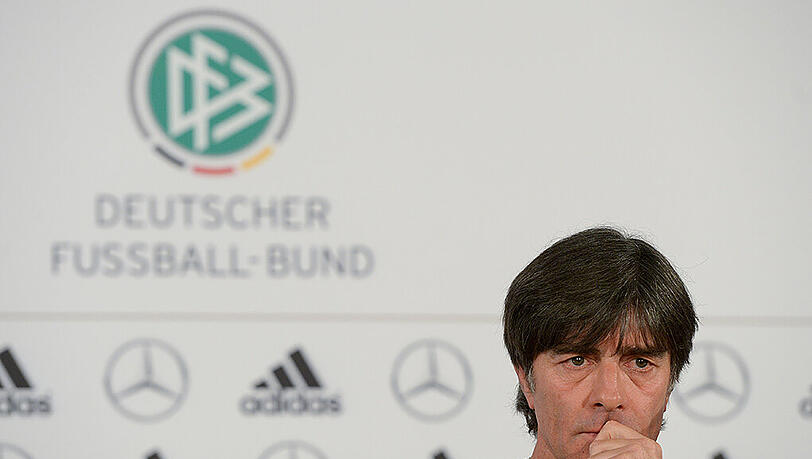 Die DFB-Elf unter Joachim Löw geht als Vierter der Fifa-Weltrangliste ins Jahr der Euro. Die DFB-Elf unter Joachim Löw geht als Vierter der Fifa-Weltrangliste ins Jahr der Euro.