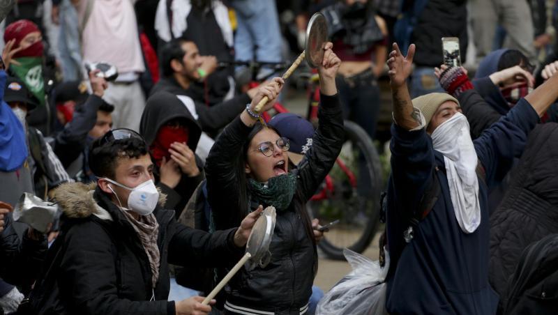 Regierungskritische Demonstranten versammeln sich in der Innenstadt von Bogota. Regierungskritische Demonstranten versammeln sich in der Innenstadt von Bogota.