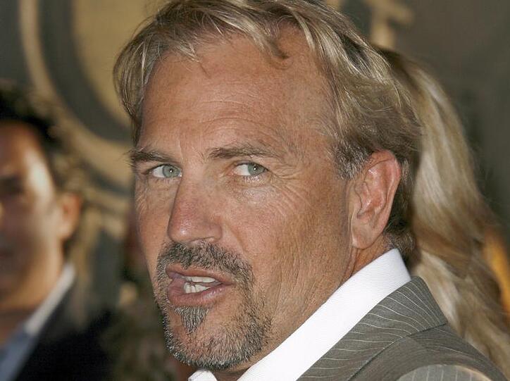 Kevin Costner geht es wieder besser.