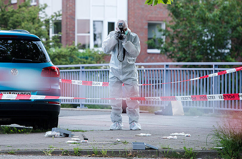 Dramatische Bluttat in Hamburg: Dort ist eine Fahrradfahrer von einem Unbekannten erschossen worden.