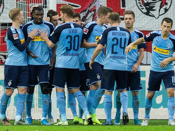 Borussia Mönchengladbach trat mit drei Punkten die Heimreise vom West-Duell in Leverkusen an.