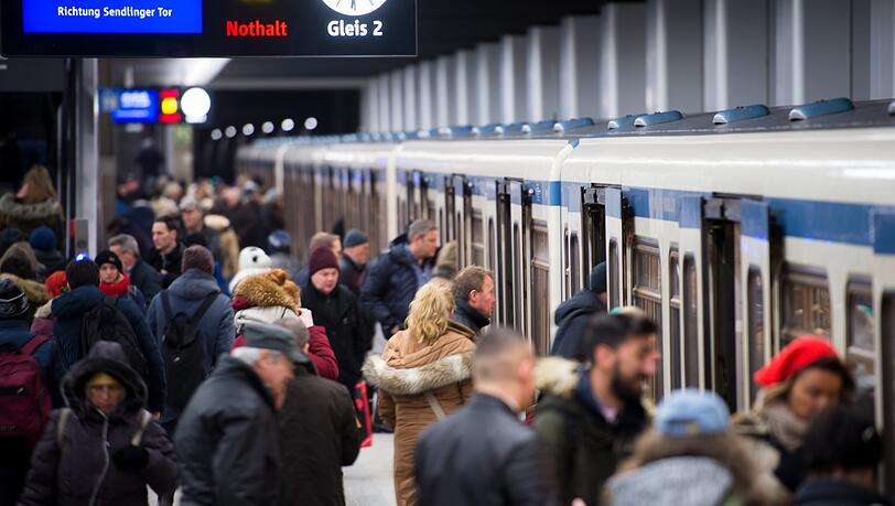 Eine Münchner U-Bahn - fährt sie bald rings um die Stadt?