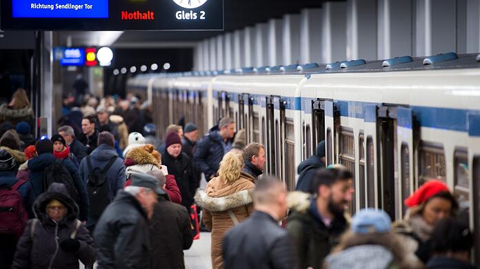 Eine Münchner U-Bahn - fährt sie bald rings um die Stadt?