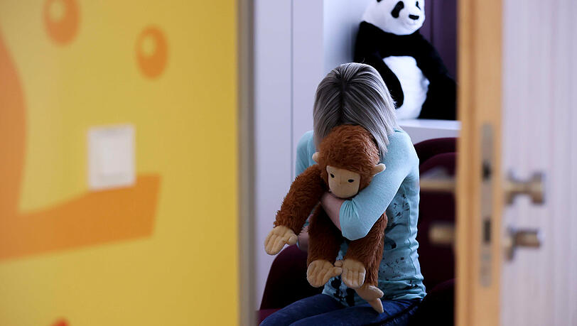 Die Zahl der Inobhutnahmen in München hat sich mehr als verdoppelt. Die Zahl der Inobhutnahmen in München hat sich mehr als verdoppelt.