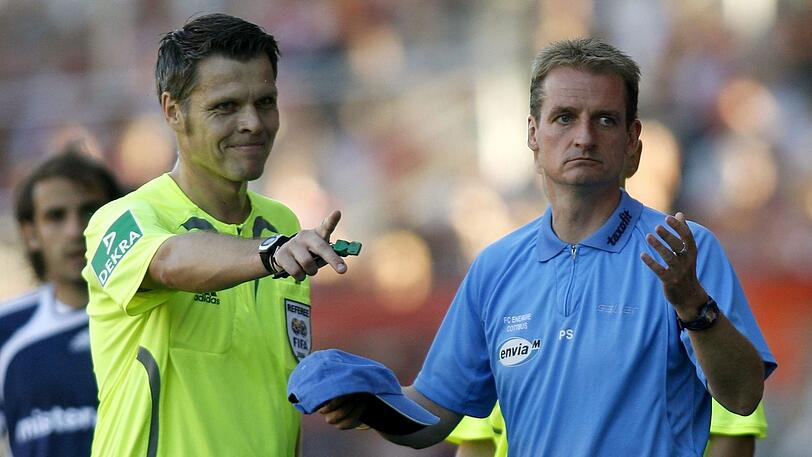 Ab der kommenden Saison können auch Trainer und Betreuer mit gelben oder roten Karten bestraft werden.