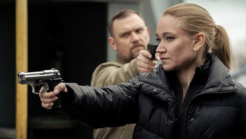 "Sarah Kohr: Zement": Sarah Kohr (Lisa Maria Potthoff) lässt sich von Achim Wieczorek (Florian Schmidtke) nicht einschüchtern.