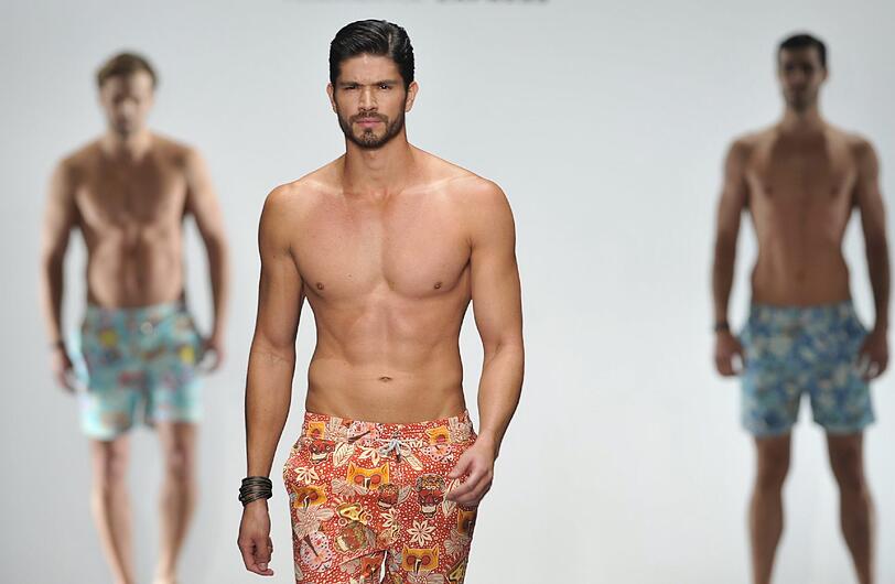 Gaaanz viel nackte Haut präsentieren die Models derzeit bei der Fashion Week in Mexiko-City.