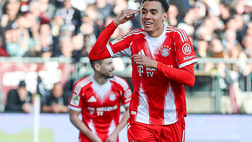 Jamal Musiala er&ouml;ffnete den bayerischen Torreigen auf St. Pauli mit einem Kopfballtreffer.