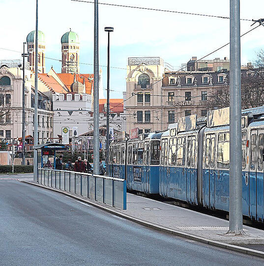 Startpunkt: Am Stachus beginnt die Bayerstraße.