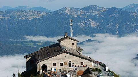 Bisherigen Erkenntnissen zufolge befand sich bei Brandausbruch niemand in dem Geb&auml;ude. (Archivbild)