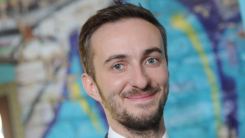 Jan Böhmermann bekommt im ZDF-Nebenprogramm eine neue Talkshow.