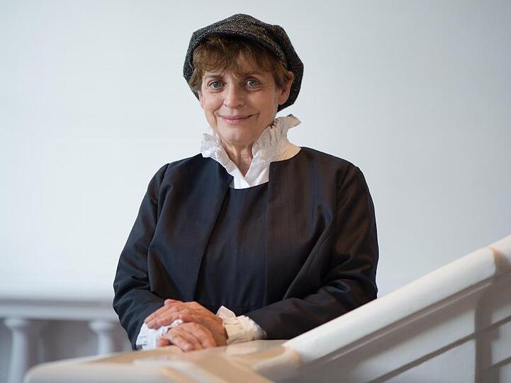 Katharina Thalbach inszeniert den "Mord im Orientexpress" für ein Berliner Theater.