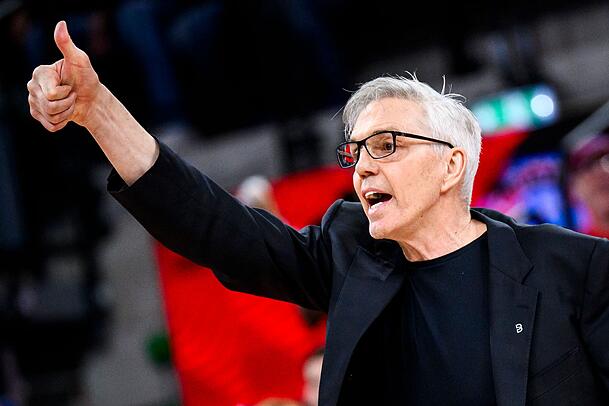 Gordon Herbert konnte sich über einen Sieg seines Teams freuen Gordon Herbert konnte sich über einen Sieg seines Teams freuen