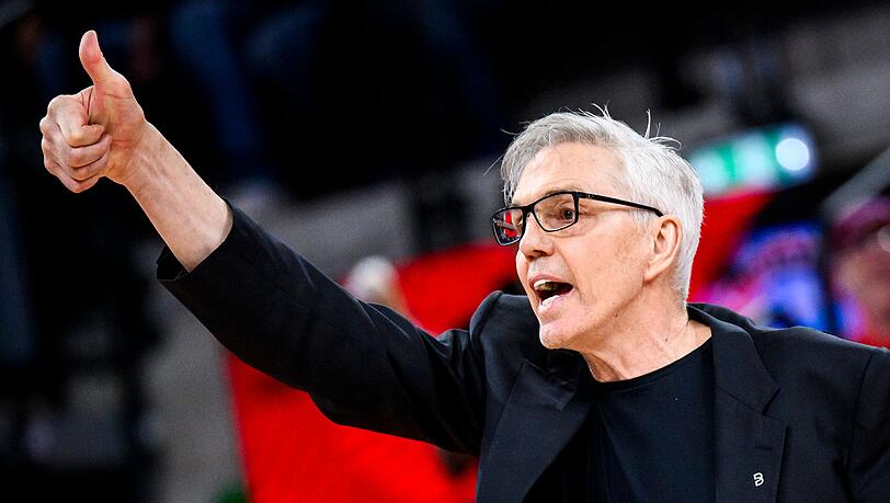 Gordon Herbert konnte sich über einen Sieg seines Teams freuen Gordon Herbert konnte sich über einen Sieg seines Teams freuen