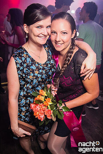 Im Jack Rabbit war am Samstag "House vs. Black" angesagt.