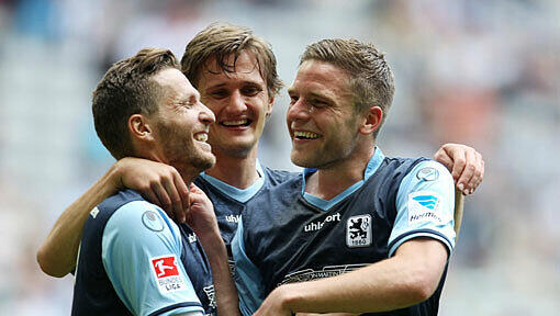 Die Löwen Benny Lauth , Kai Bülow Bülow und Dominik Stahl (v.l.). Die Löwen Benny Lauth , Kai Bülow Bülow und Dominik Stahl (v.l.).