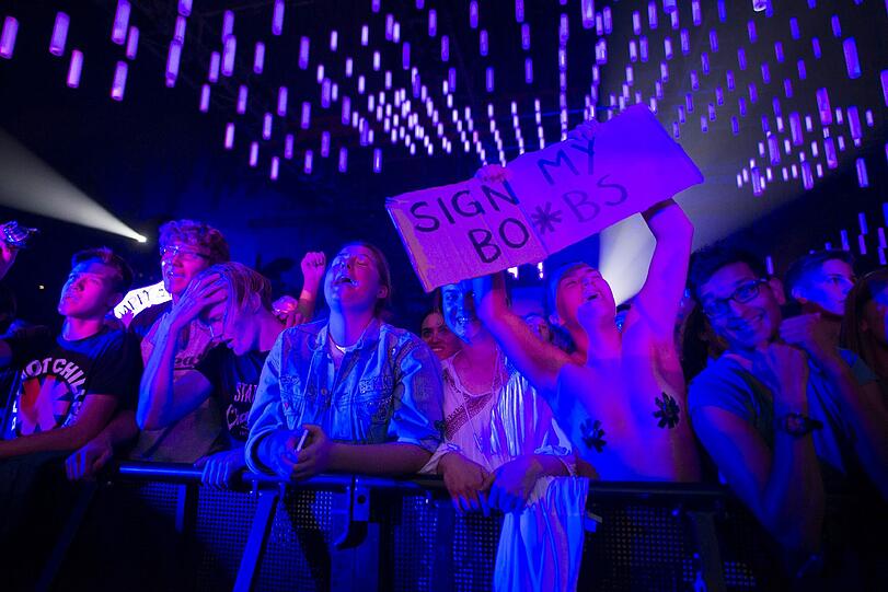 Mitreißende Shwo, ekstatische Fans - Bilder vom Red-Hot-Chili-Peppers-Konzert in der Olympiahalle