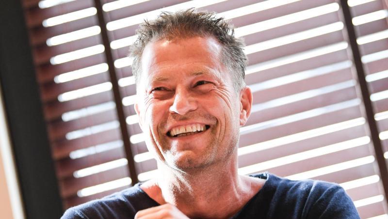 Til Schweiger hat keine guten Erinnerungen an seinen ersten Kuss. Til Schweiger hat keine guten Erinnerungen an seinen ersten Kuss.