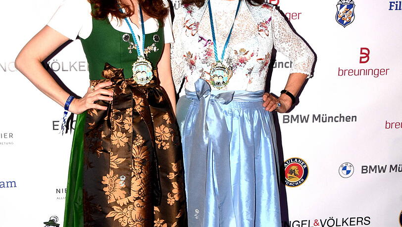 Uschi D&auml;mmrich von Luttitz mit Tochter Stephanie.