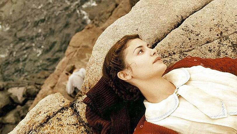 Mathilde (Audrey Tautou) ist auf der Suche nach ihrem zum Tode verurteilten Mann Mathilde (Audrey Tautou) ist auf der Suche nach ihrem zum Tode verurteilten Mann