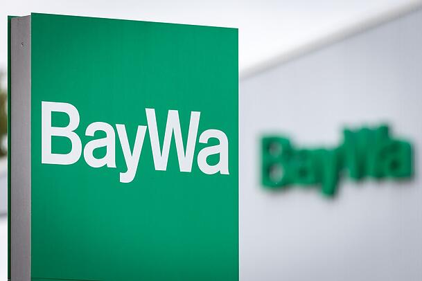 Die Baywa ist in einer schweren Krise. Die Münchner Staatsanwaltschaft ermittelt gegen ehemalige Baywa-Manager wie Ex-Vorstandschef Klaus Josef Lutz und Ex-Finanzvorstand Macus Pöllinger wegen des Verdachts der Untreue oder Bilanzmanipulation. Die Baywa ist in einer schweren Krise. Die Münchner Staatsanwaltschaft ermittelt gegen ehemalige Baywa-Manager wie Ex-Vorstandschef Klaus Josef Lutz und Ex-Finanzvorstand Macus Pöllinger wegen des Verdachts der Untreue oder Bilanzmanipulation.