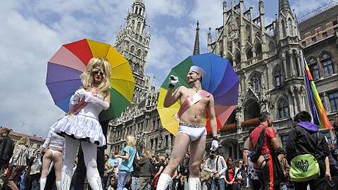 Schrille Gestalten auf dem Münchner CSD.