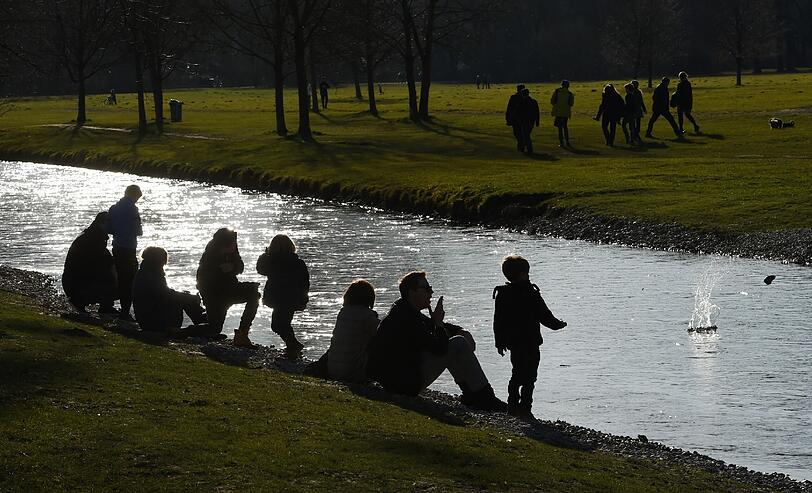Frühlingshafte Temperaturen am 1. Weihnachtsfeiertag in München.