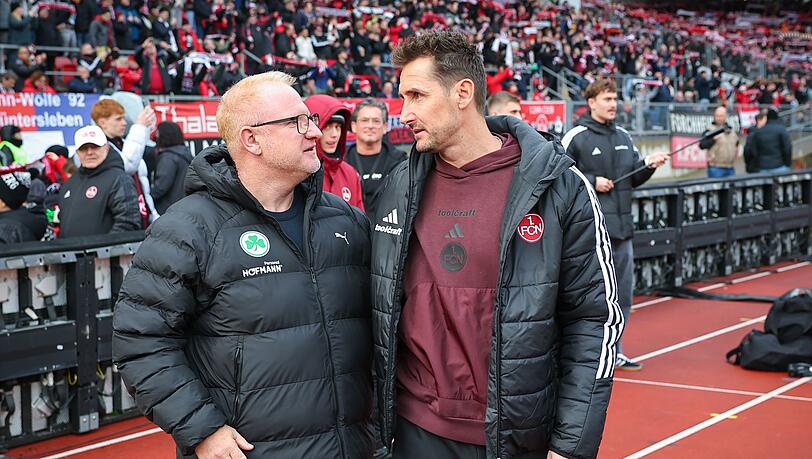 Erfahrene Derby-Trainer: Miroslav Klose (r) und Heiko Vogel. (Archivbild)