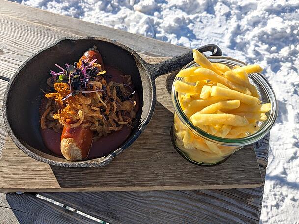 So schaut die fleischfreie Currywurst im Gletscher 2600 aus. So schaut die fleischfreie Currywurst im Gletscher 2600 aus.