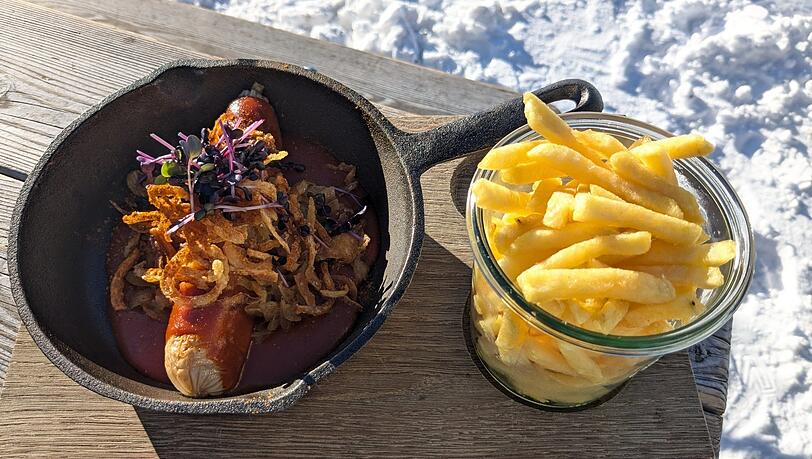 So schaut die fleischfreie Currywurst im Gletscher 2600 aus. So schaut die fleischfreie Currywurst im Gletscher 2600 aus.