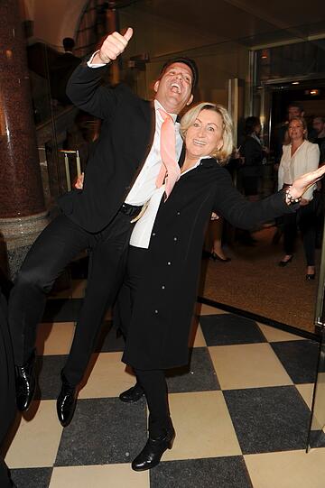Holger Behrens und Kabarettistin Karin Engelhard