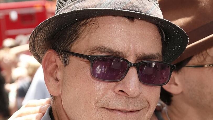 Sorg immer wieder für Negativ-Schlagzeilen: Charlie Sheen Sorg immer wieder für Negativ-Schlagzeilen: Charlie Sheen