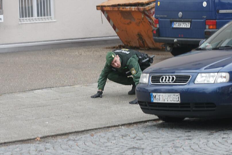 Bluttat in Sendling - die Bilder der Spurensuche am Montag