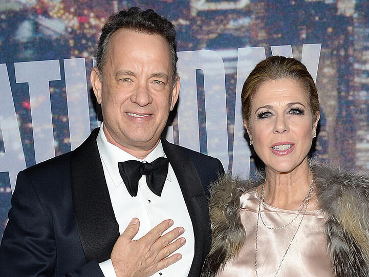 Tom Hanks und seine Frau bei der Jubiläumsausgabe von "Saturday Night Live"