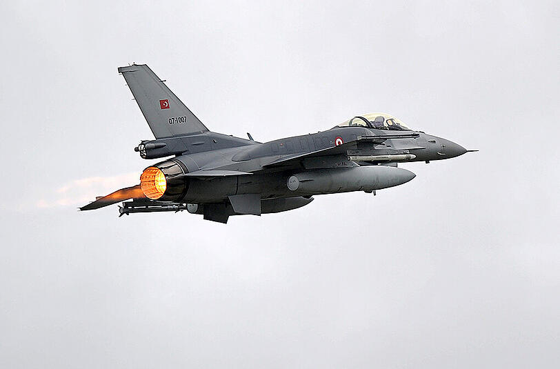 Türkische F-16