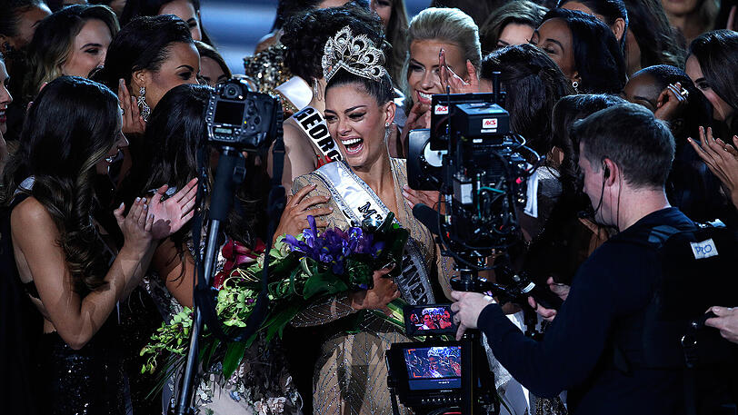 Die Südafrikanerin Demi-Leigh Nel-Peters bei der Krönung zur "Miss Universe".