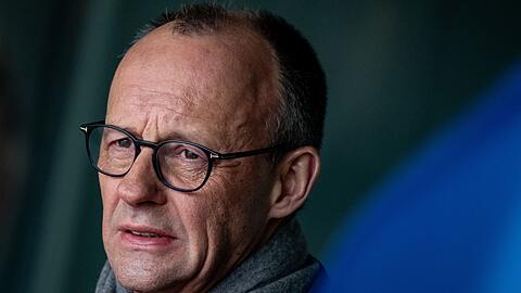 Merz &auml;u&szlig;ert sich aus eigener Anschauungen &uuml;ber die Gesundheit Trumps. Er spricht regelm&auml;&szlig;ig mit ihm.