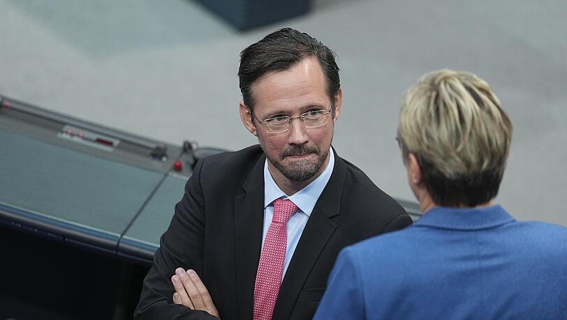 H&auml;lt bei der Entlastungspr&auml;mie ein "gewisses Ma&szlig; an Flexibilit&auml;t" f&uuml;r wichtig: Dirk Wiese. (Archivbild)