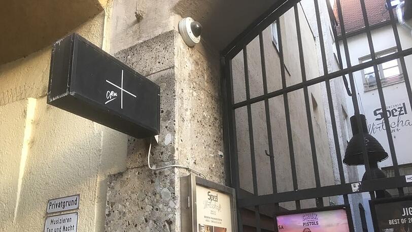 Das Crux in der Ledererstraße ist bei Club-Gängern beliebt. Bis Ende März geht die Party weiter - danach muss die Location schließen.
