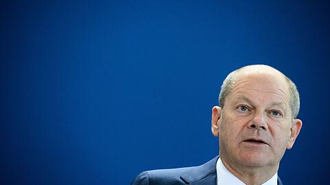Will sich mit Nationalmannschafts-Direktor Oliver Bierhoff unterhalten: Olaf Scholz.