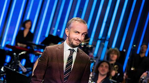 Moderator Jan Böhmermann ist sich unsicher, ob die Welt früher wirklich so viel besser war als heute. (Archivbild)