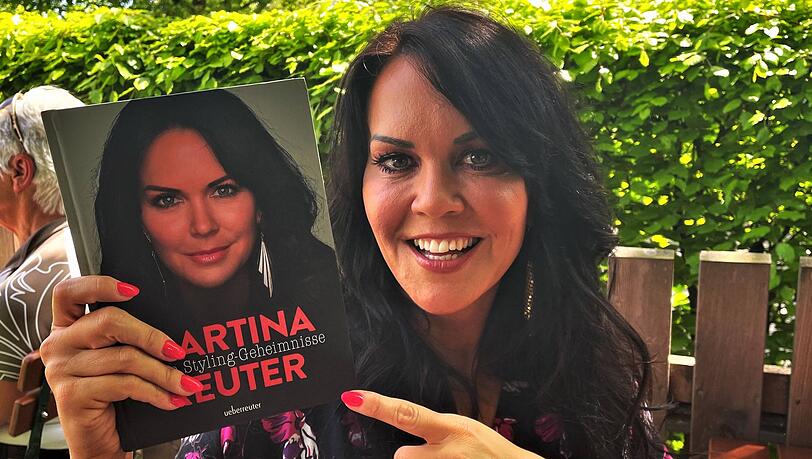 Martina Reuter tritt als Bodybuilderin auf. Martina Reuter tritt als Bodybuilderin auf.