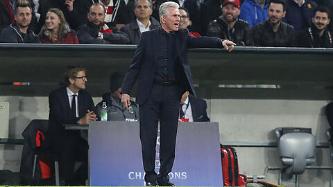 Dass der FC Bayern eine Woche nach dem 2:1 in Sevilla von einer Überraschung verschont blieb, schrieb Jupp Heynckes einer "überragenden kämpferischen Leistung" zu.