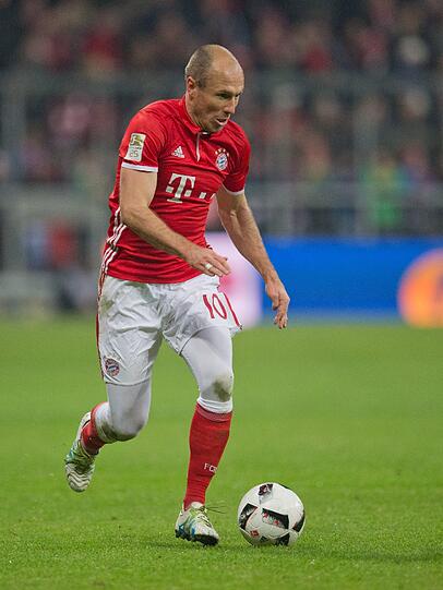 Arjen Robben: Note 3 - Aktiv, fleißig, am 1:0 beteiligt. Aber auch immer wieder mit Fehlpässen. Ließ sich von seinen fahrigen Mitspielern anstecken. Später ausgewechselt.