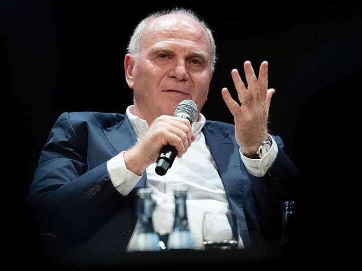 Hat bis vier Uhr in der Nacht an seiner Abschiedsrede gefeilt: Uli Hoeneß.