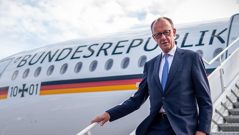 Bundeskanzler Friedrich Merz hat in seinem Stab und in seinem Kabinett mehr Männer als Frauen. (Archivbild)
