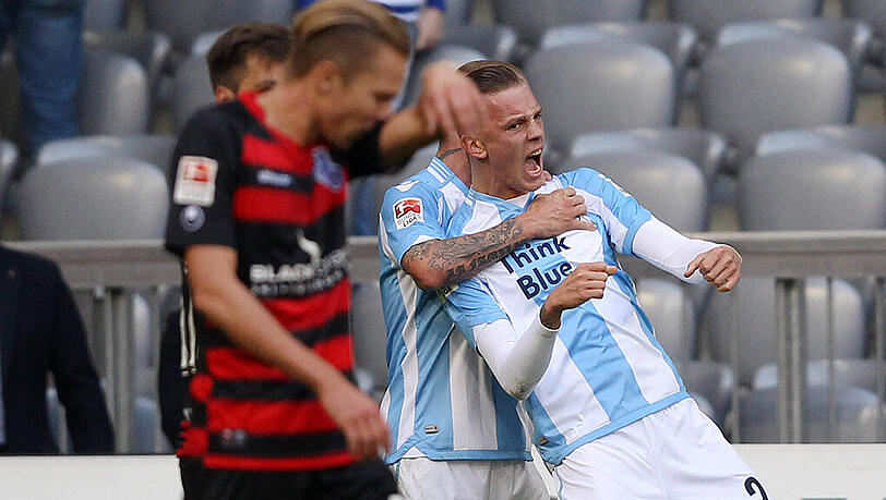 Spätes Glück: Die Löwen jubeln über den Siegtreffer von Marius Wolf gegen den MSV Duisburg. Spätes Glück: Die Löwen jubeln über den Siegtreffer von Marius Wolf gegen den MSV Duisburg.